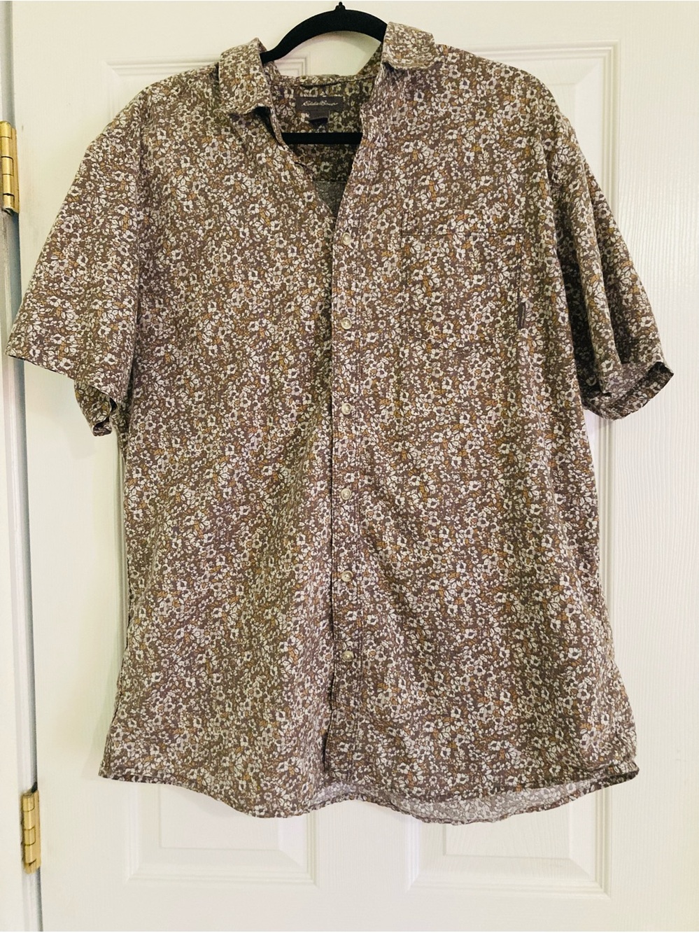 Eddie Bauer Sunflower Summer Button Up Shirt